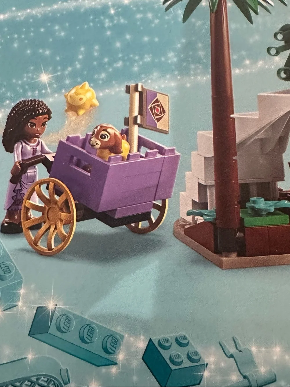 LEGO Disney Wish 43223 Asha in the City of Rosas Building Set 154 Pieces NIB